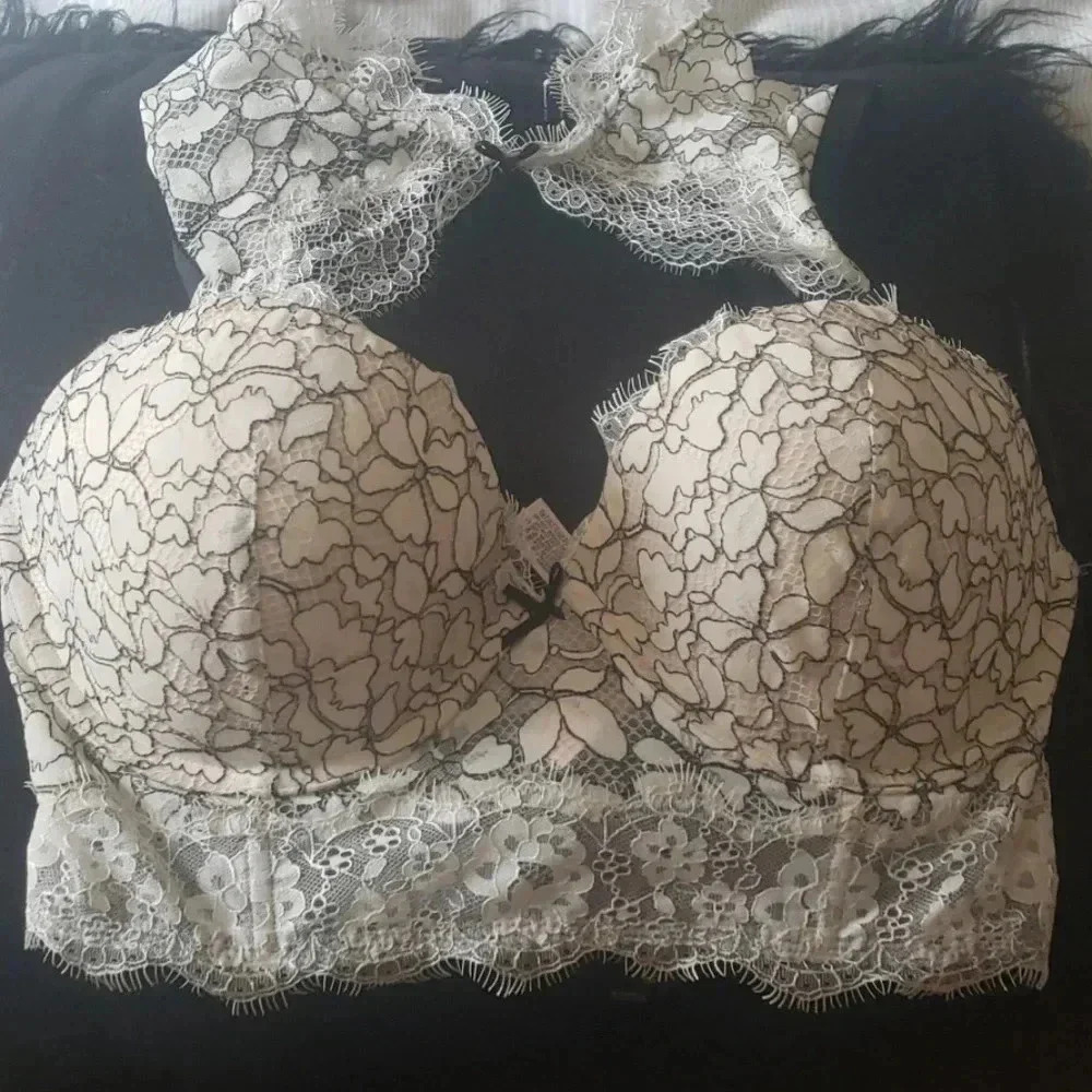 Victoria secret bra plus a shirt
